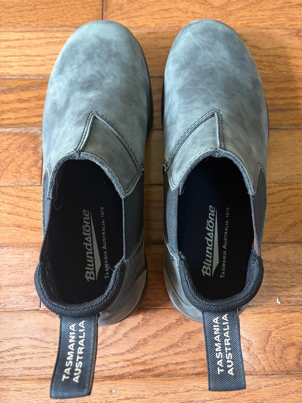 Classic Blundstone #1910 Steel Grey Waxed Suede Chelsea Boots AU-6 & US-W9/M7